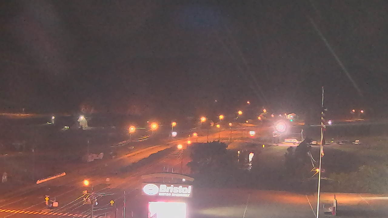 Live Camera from Bristol Motor Speedway, Bristol, TN 37620