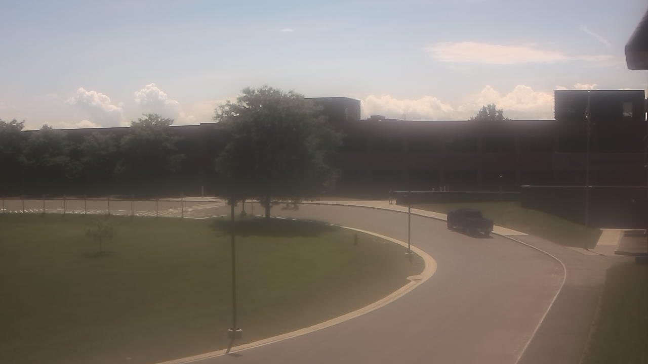 Live Camera from P.V.Moore HS, Central Square, NY 13036