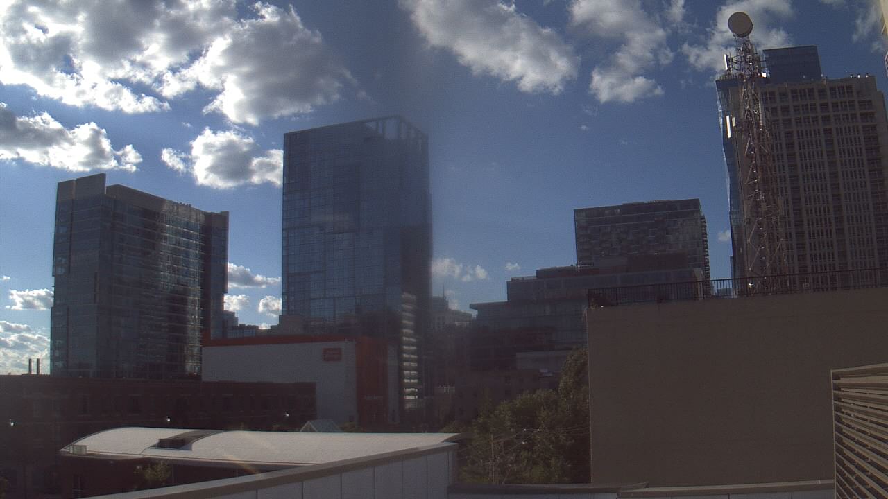 Live Camera from Old St Marys School, Chicago, IL 60605