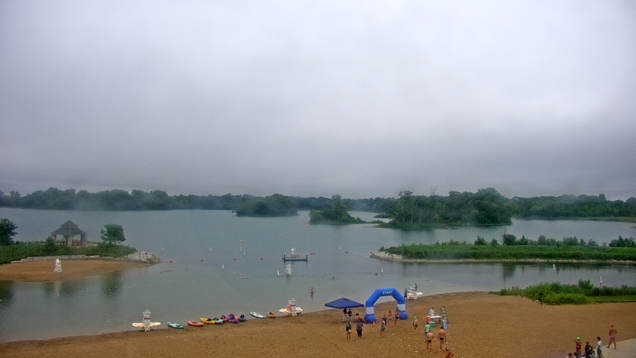 Live Camera from Three Oaks Recreation Area, Crystal Lake, IL 60014