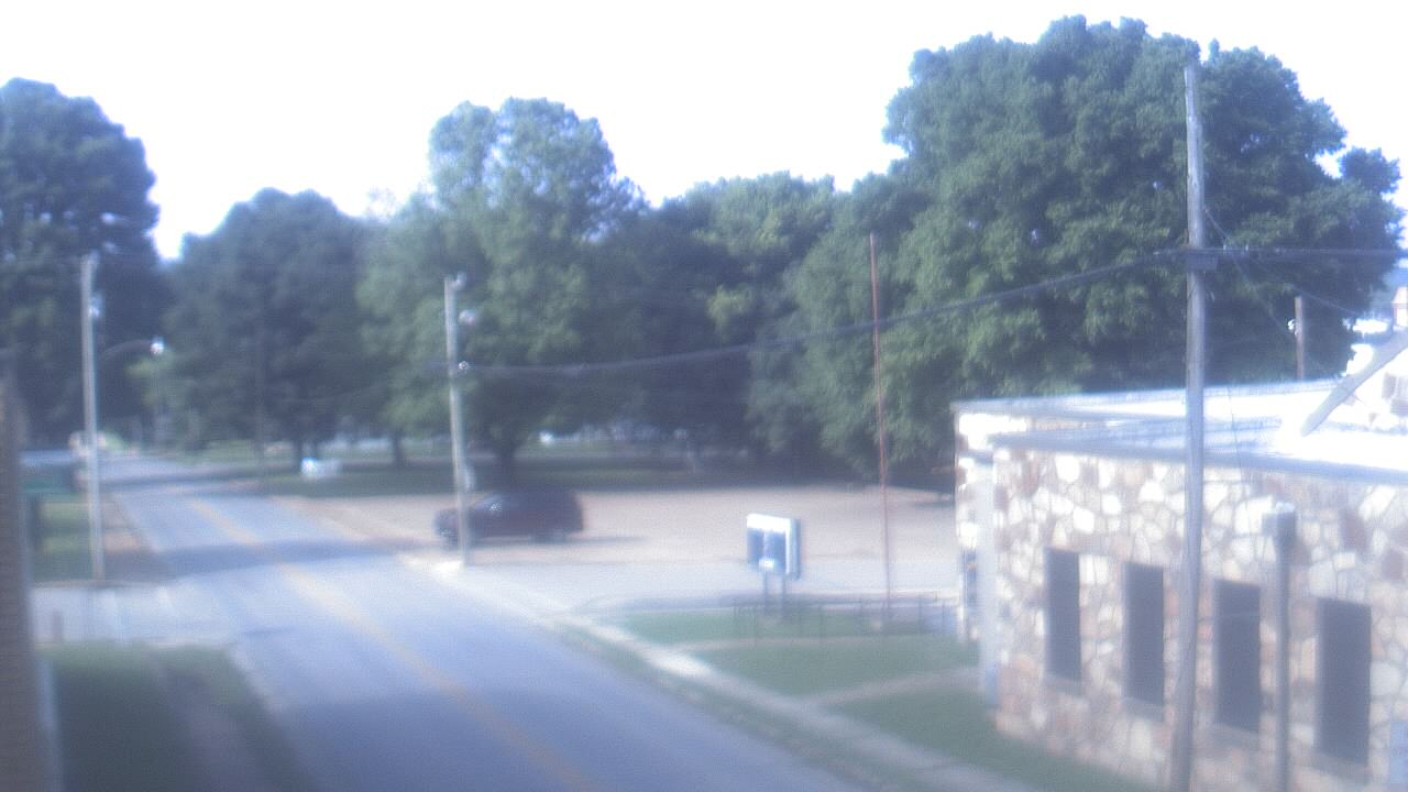Live Camera from Current River Career Center, Doniphan, MO 63935