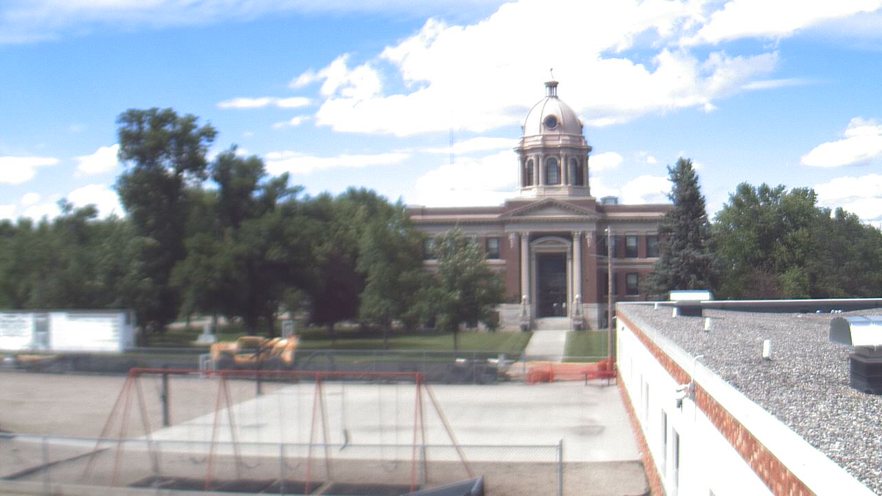 Live Camera from Ellendale HS, Ellendale, ND 58436