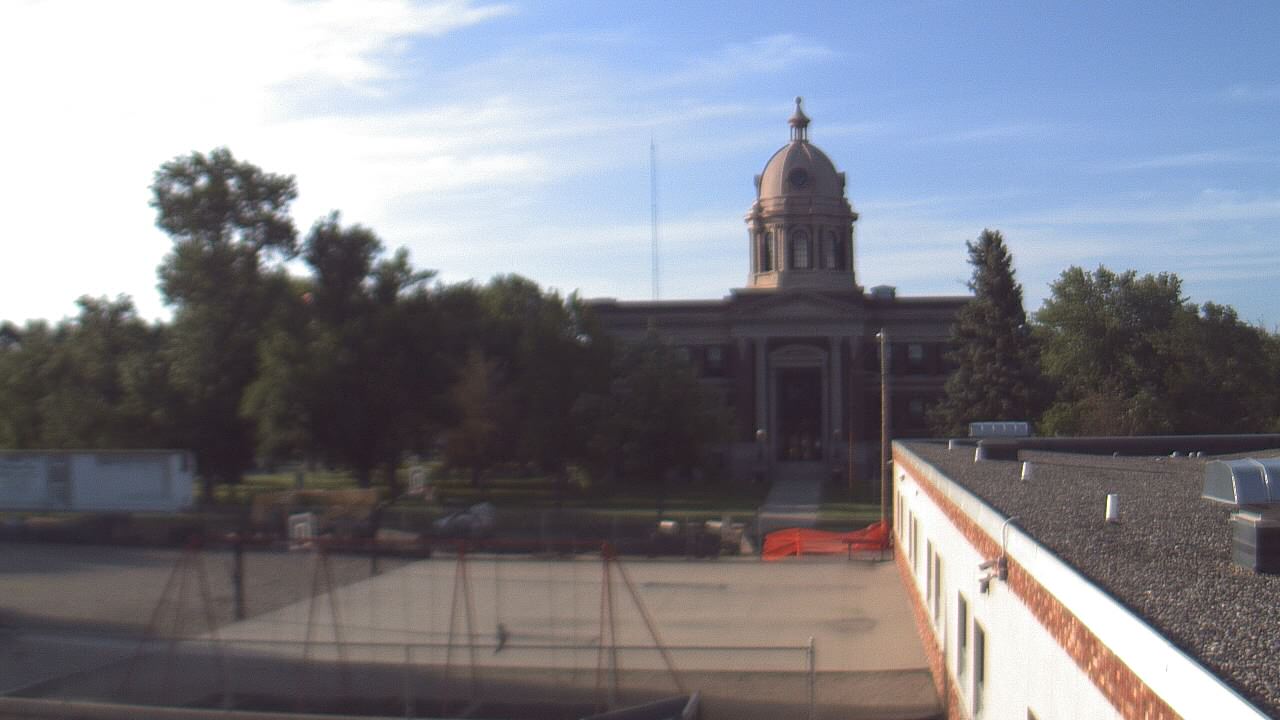 Live Camera from Ellendale HS, Ellendale, ND 58436
