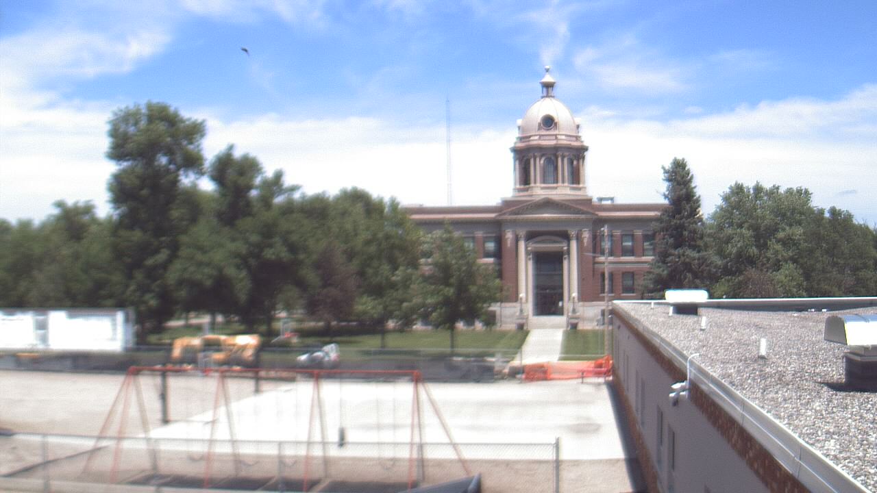 Live Camera from Ellendale HS, Ellendale, ND 58436