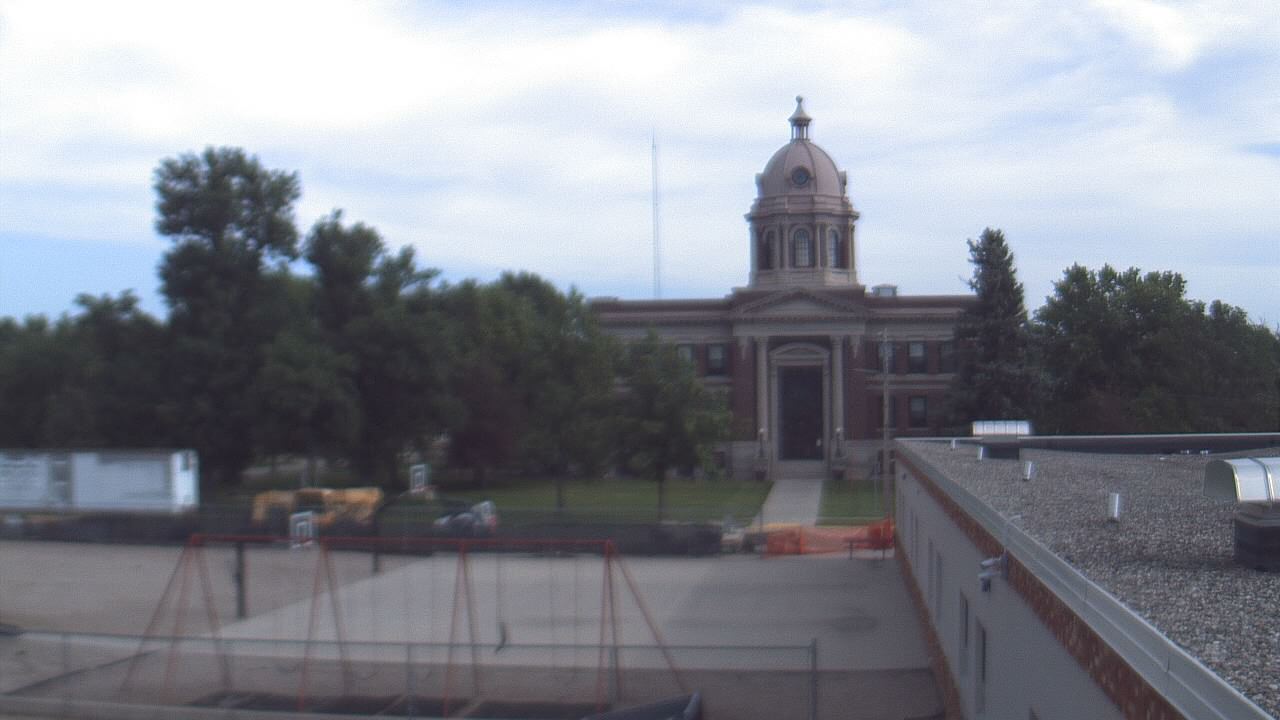 Live Camera from Ellendale HS, Ellendale, ND 58436