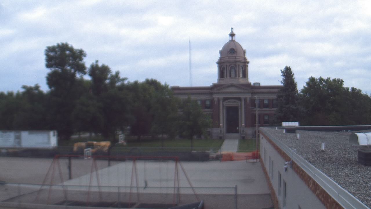 Live Camera from Ellendale HS, Ellendale, ND 58436