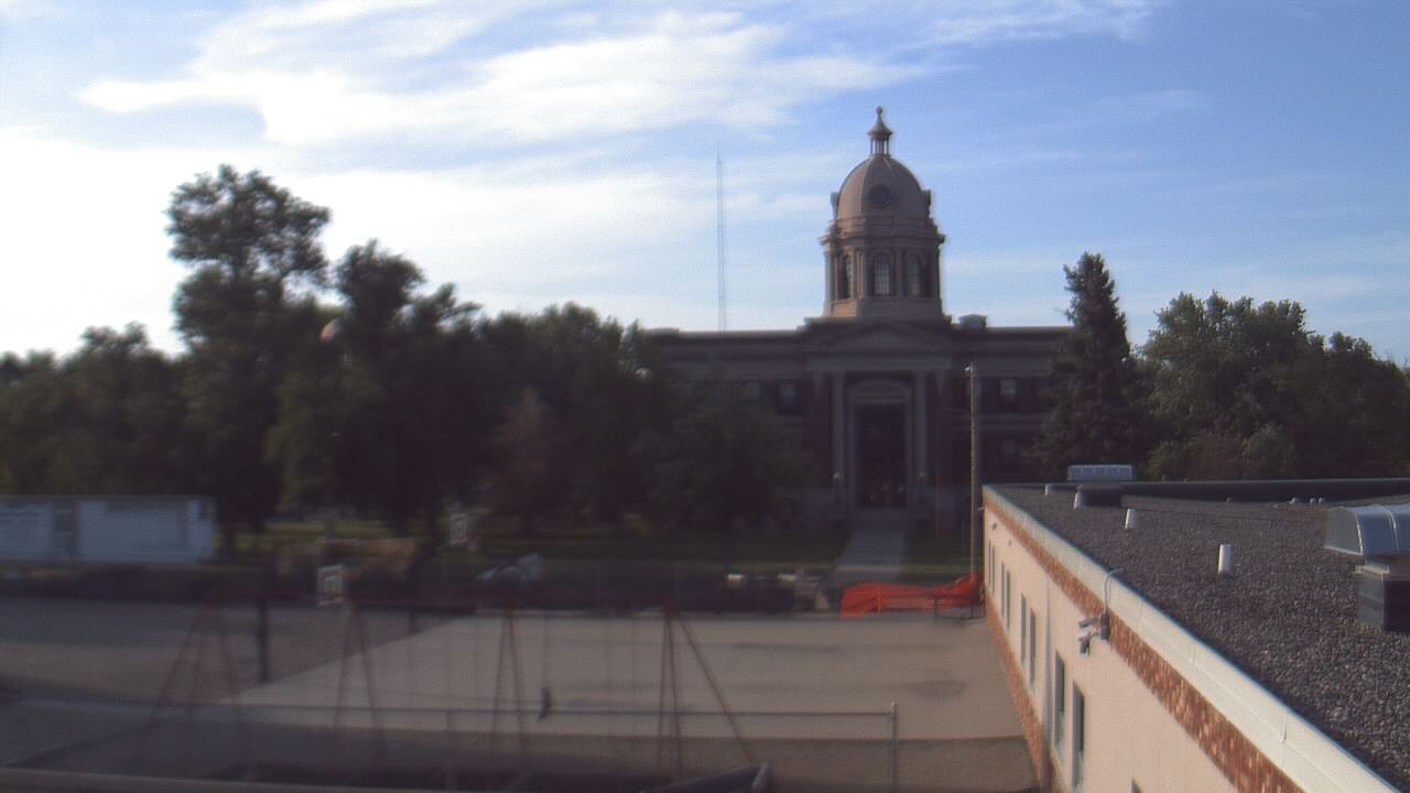 Live Camera from Ellendale HS, Ellendale, ND 58436