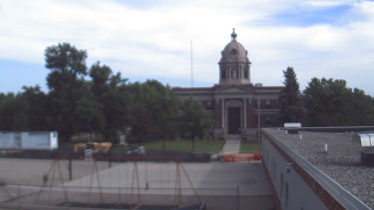 Live Camera from Ellendale HS, Ellendale, ND 58436