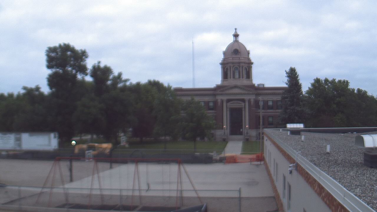 Live Camera from Ellendale HS, Ellendale, ND 58436