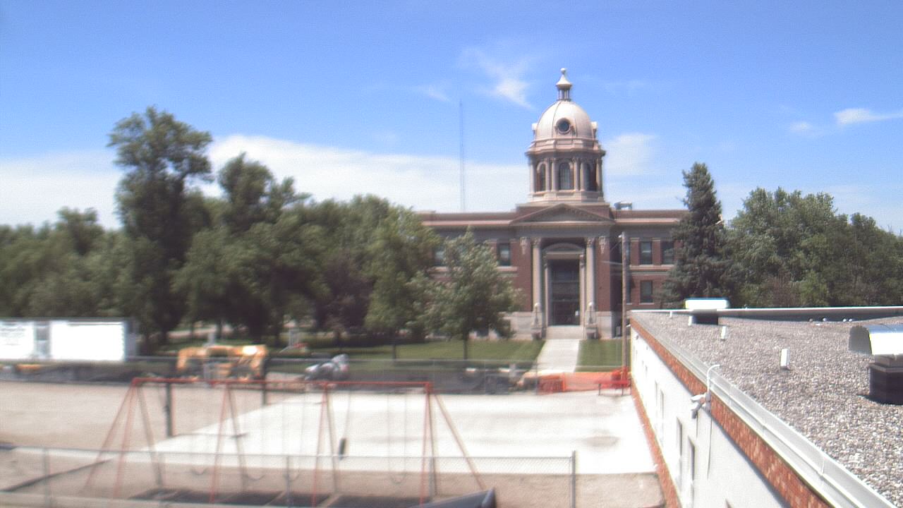 Live Camera from Ellendale HS, Ellendale, ND 58436