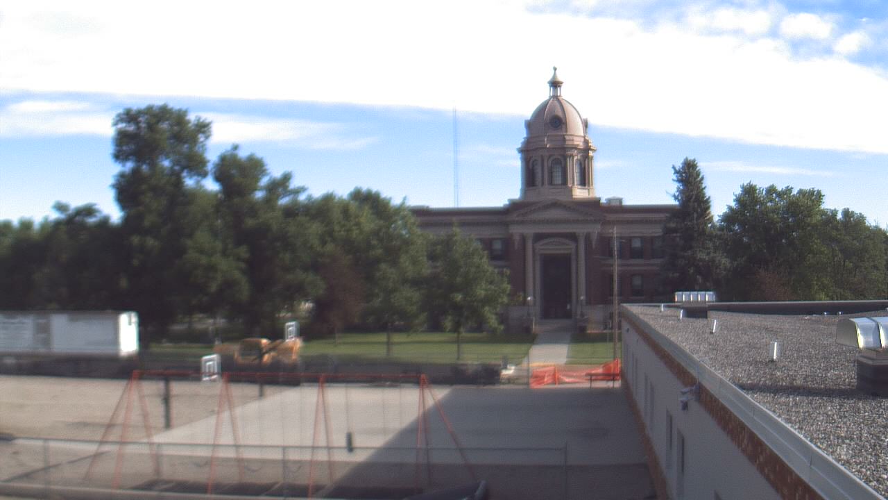 Live Camera from Ellendale HS, Ellendale, ND 58436