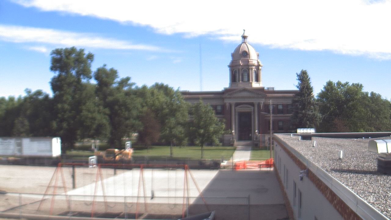 Live Camera from Ellendale HS, Ellendale, ND 58436