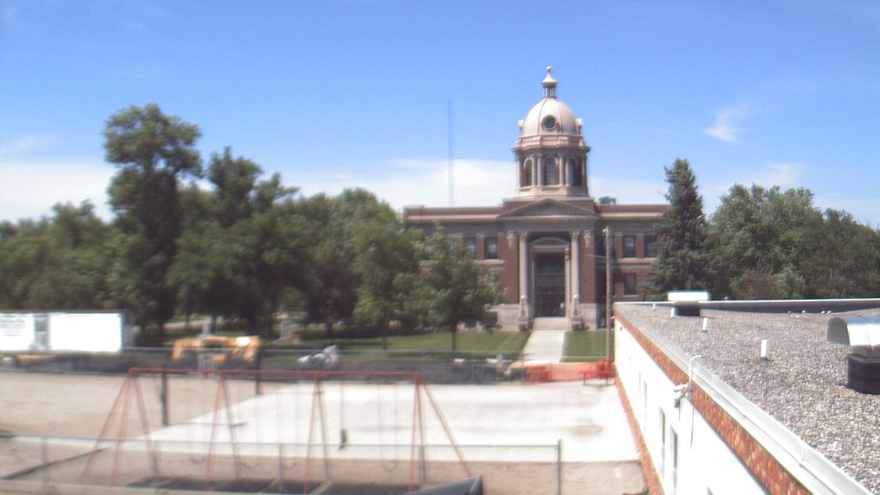 Live Camera from Ellendale HS, Ellendale, ND 58436
