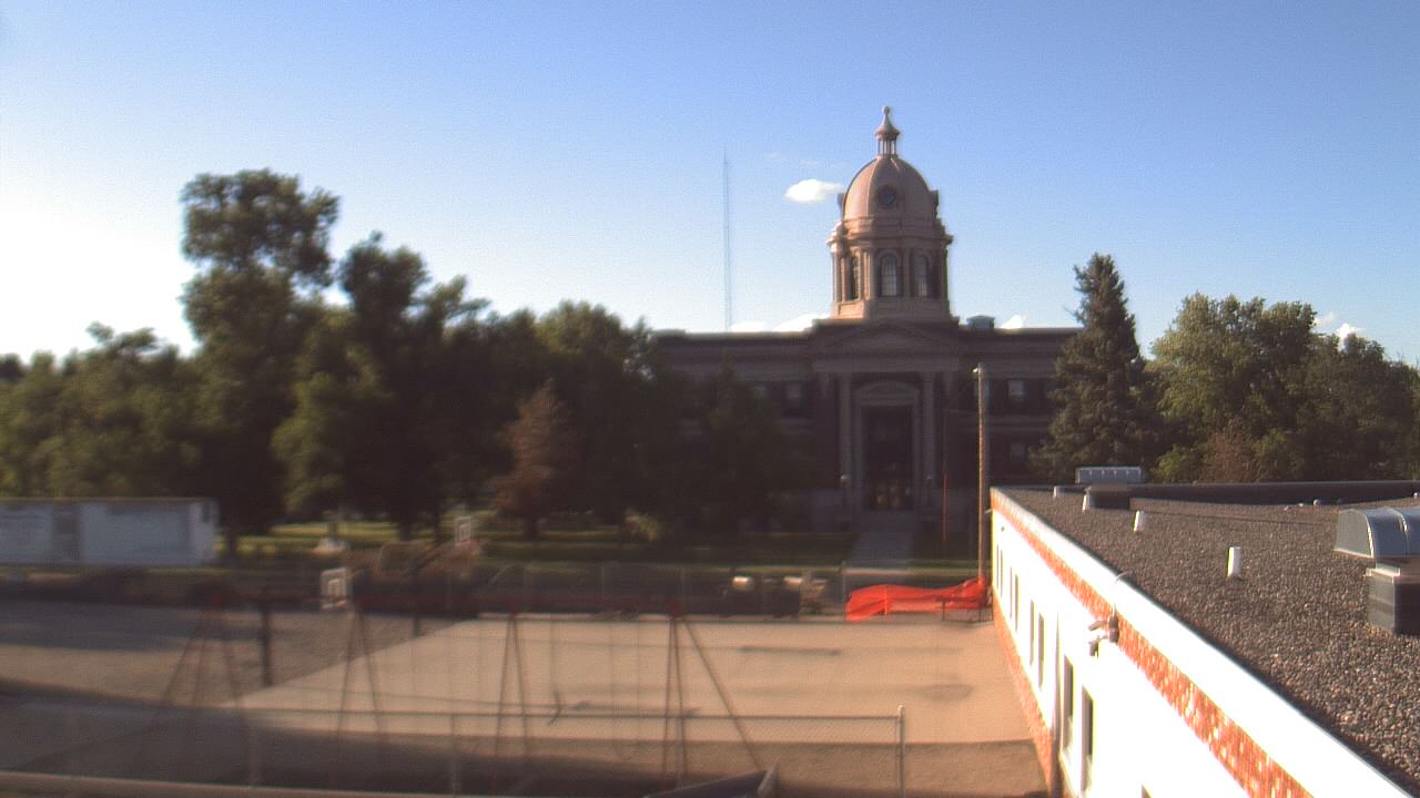 Live Camera from Ellendale HS, Ellendale, ND 58436