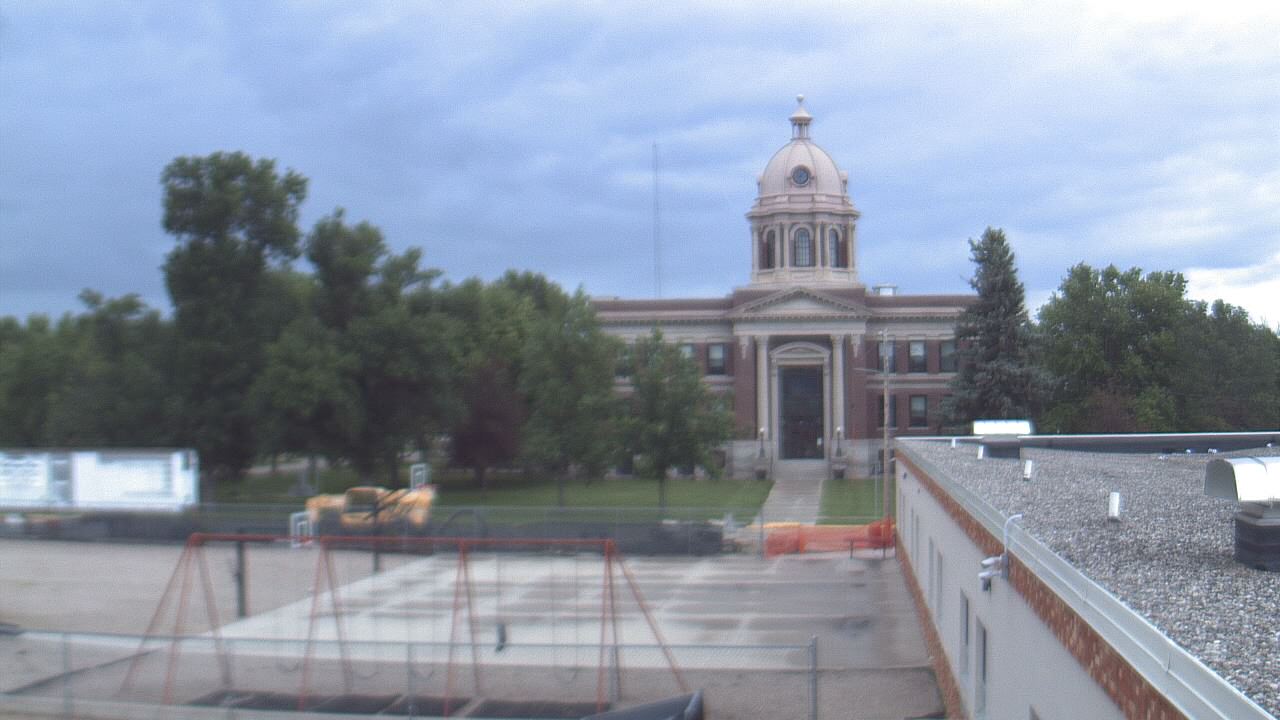 Live Camera from Ellendale HS, Ellendale, ND 58436