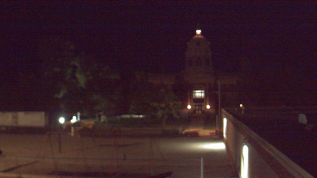 Live Camera from Ellendale HS, Ellendale, ND 58436