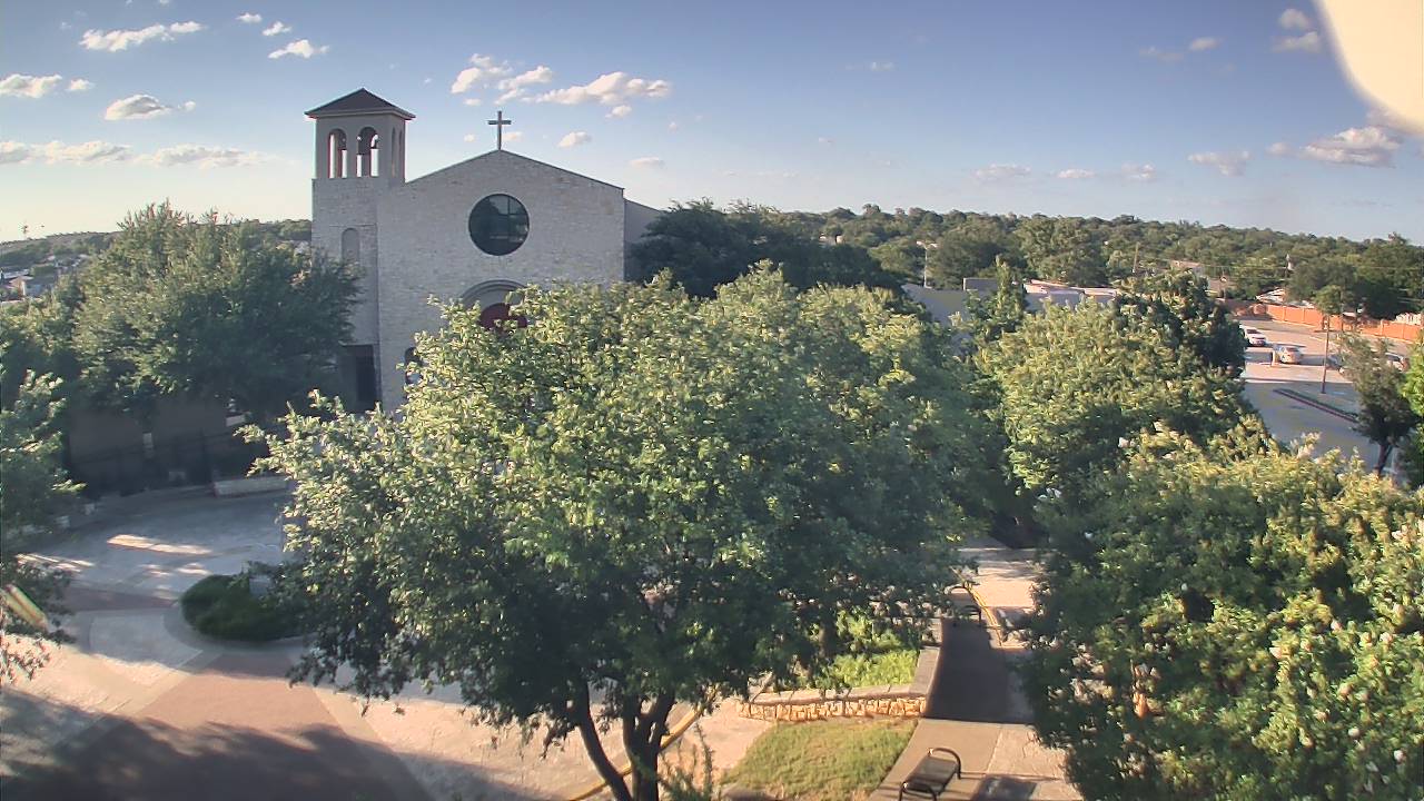 Live Camera from WTHI Transmitter, Farmersburg, IN 47850
