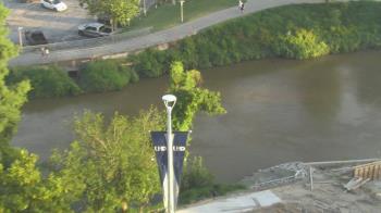 Live Camera from a random camera within the United States