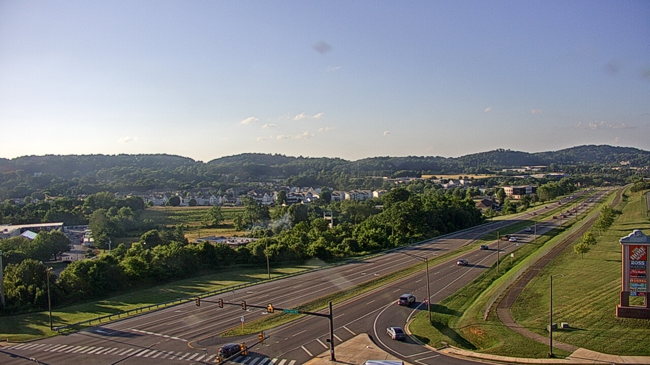Live Camera from Bank of Tennessee, Johnson City, TN 37604