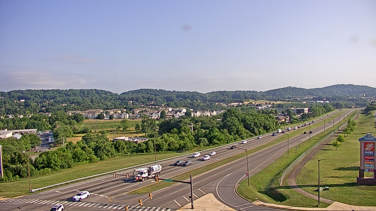 Live Camera from Bank of Tennessee, Johnson City, TN 37604