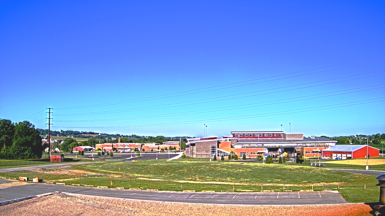 Live Camera from Pequea Valley IS, Kinzers, PA 17535