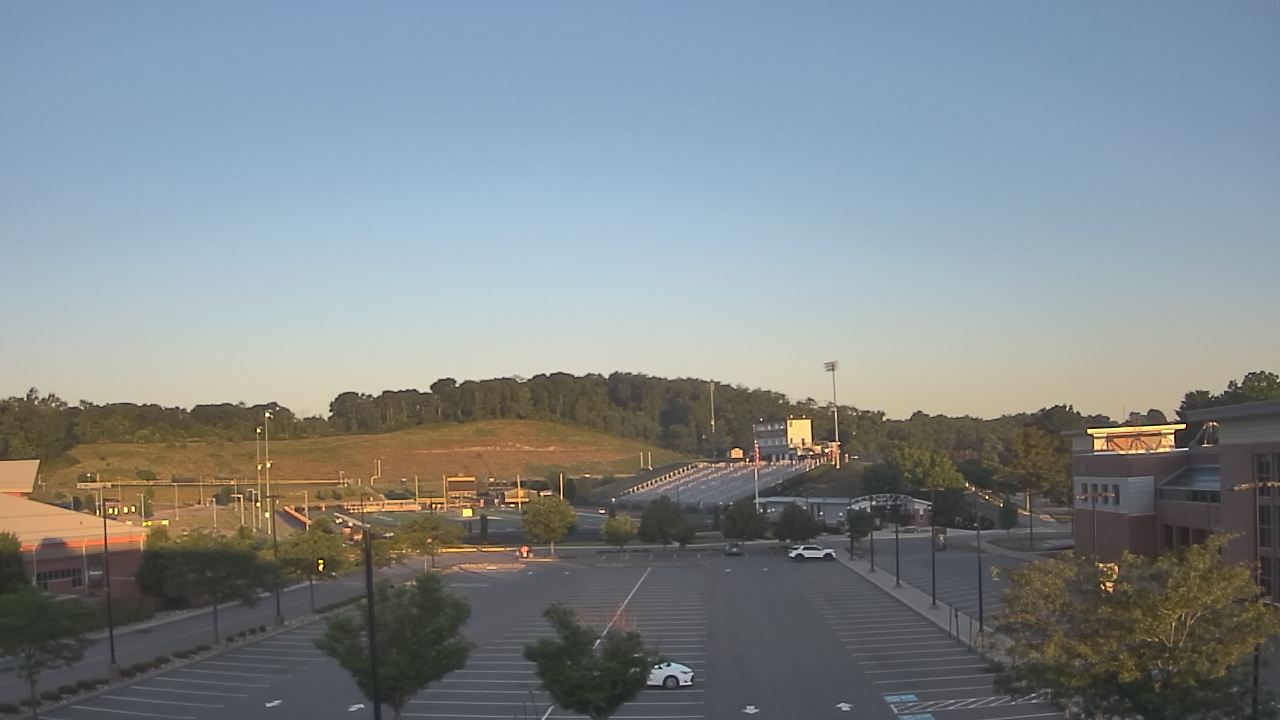 Live Camera from Montour HS, McKees Rocks, PA 15136