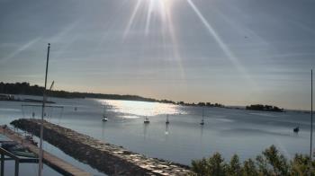 Live Camera from Beach Point Club, Mamaroneck, NY