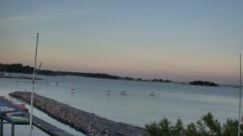 Live Camera from Beach Point Club, Mamaroneck, NY
