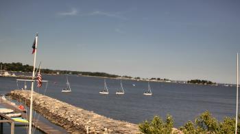 Live Camera from Beach Point Club, Mamaroneck, NY