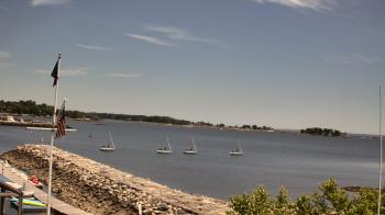 Live Camera from Beach Point Club, Mamaroneck, NY