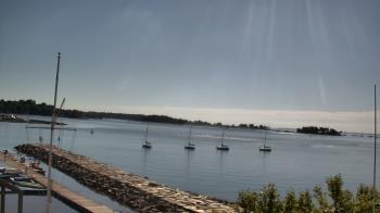 Live Camera from Beach Point Club, Mamaroneck, NY
