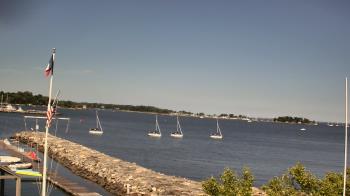Live Camera from Beach Point Club, Mamaroneck, NY
