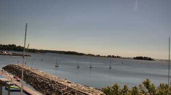 Live Camera from Beach Point Club, Mamaroneck, NY