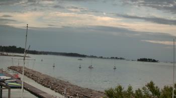 Live Camera from Beach Point Club, Mamaroneck, NY