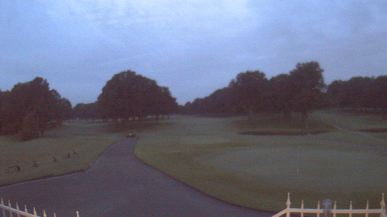 Live Camera from Windyke Country Club, Memphis, TN 38125