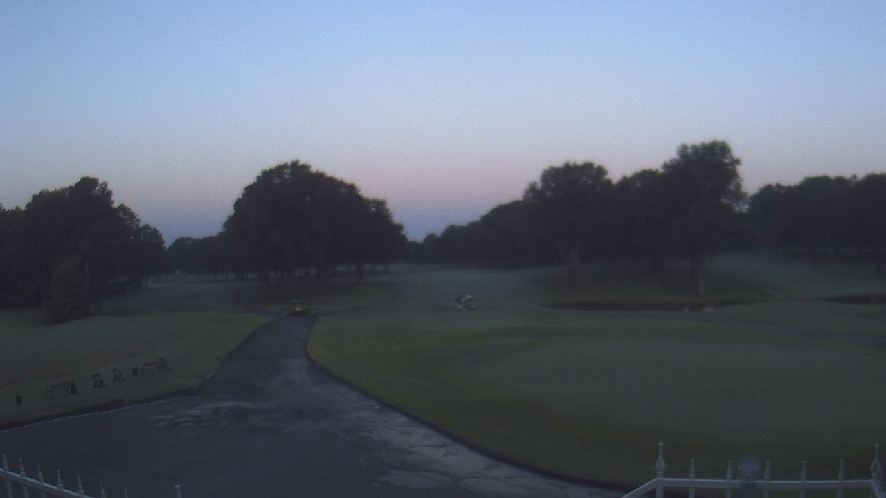 Live Camera from Windyke Country Club, Memphis, TN 38125