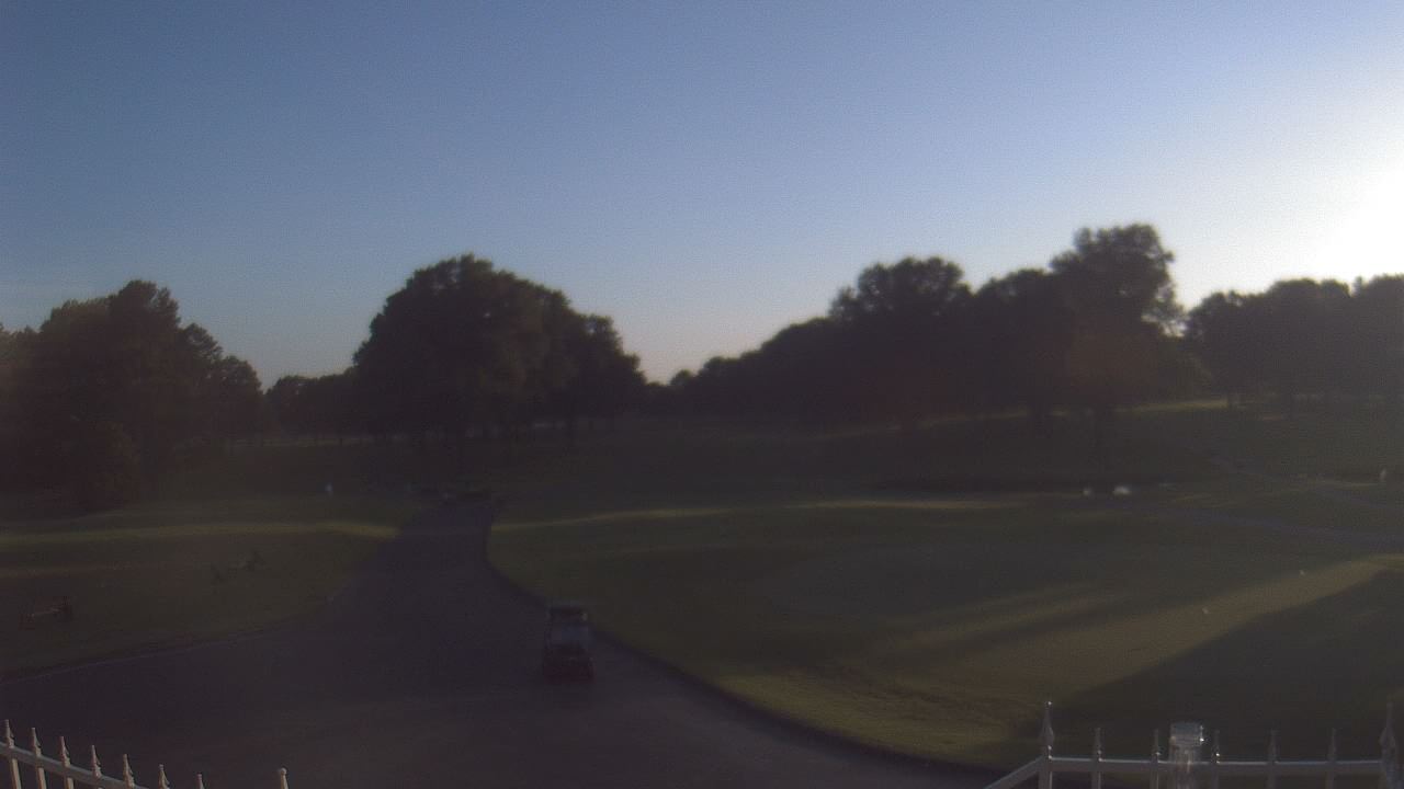 Live Camera from Windyke Country Club, Memphis, TN 38125