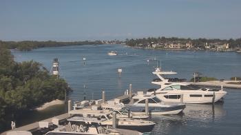 Live Camera from Hamilton Harbor Yacht Club, Naples, FL