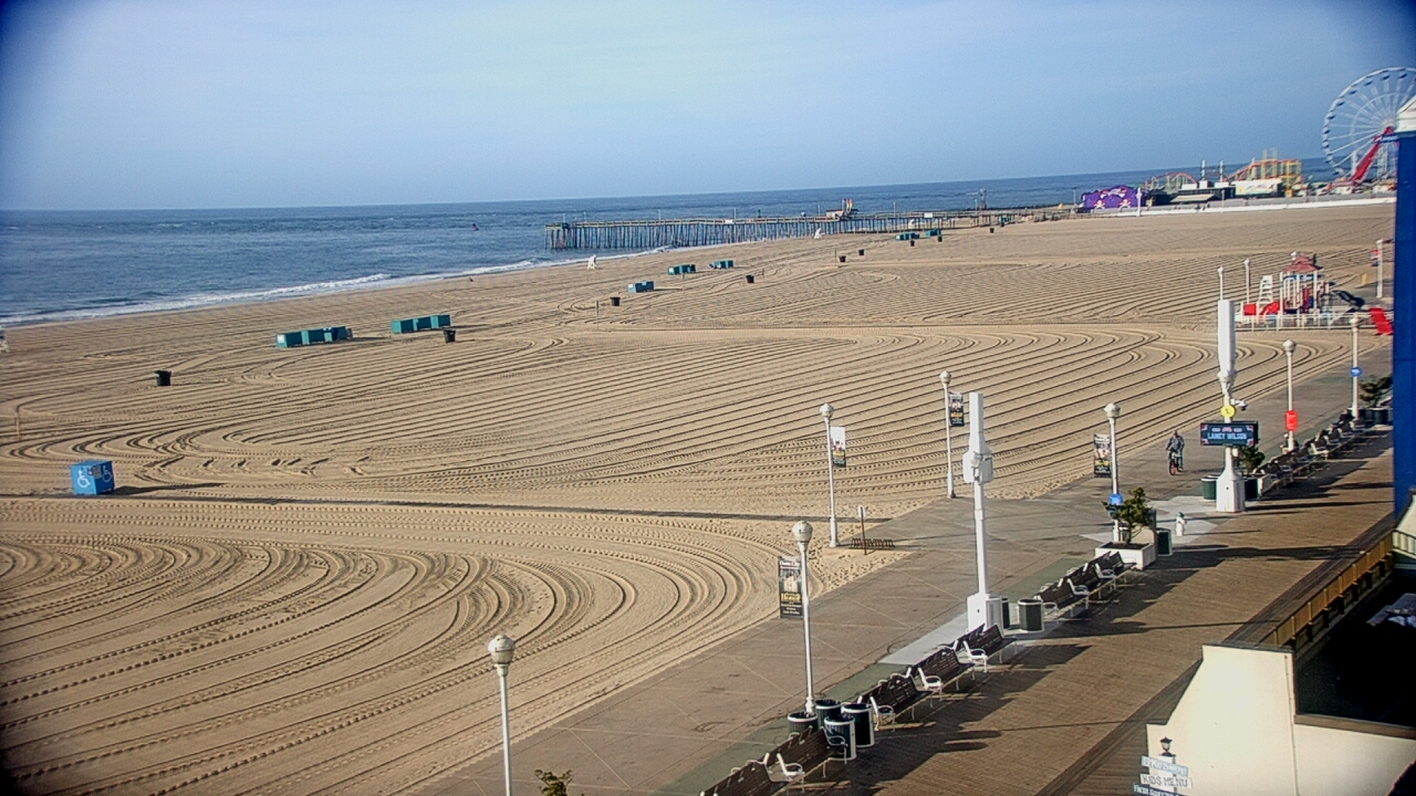 Live Camera from Plim Plaza Hotel, Ocean City, MD 21842