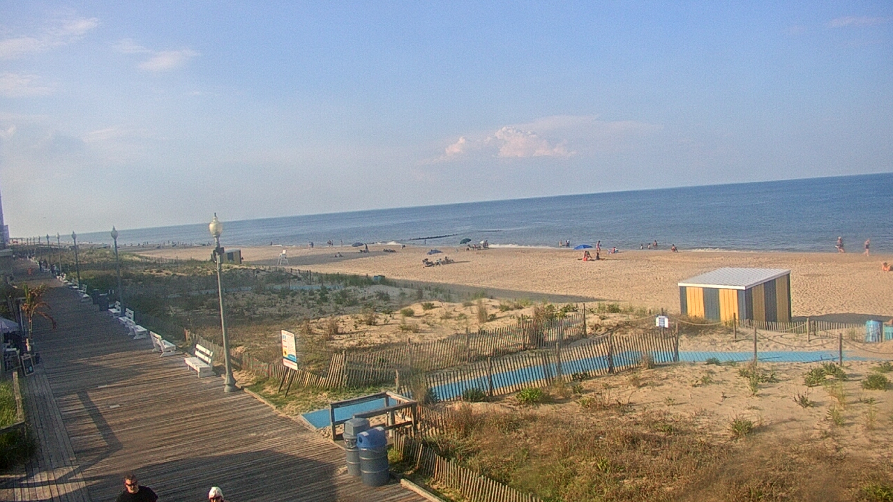 Live Camera from Boardwalk Plaza Hotel, Rehoboth Beach, DE 19971