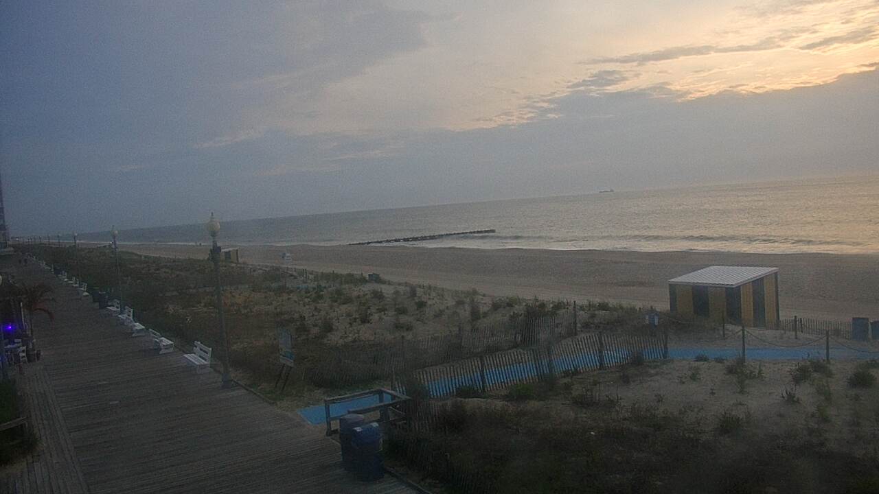 Live Camera from Boardwalk Plaza Hotel, Rehoboth Beach, DE 19971