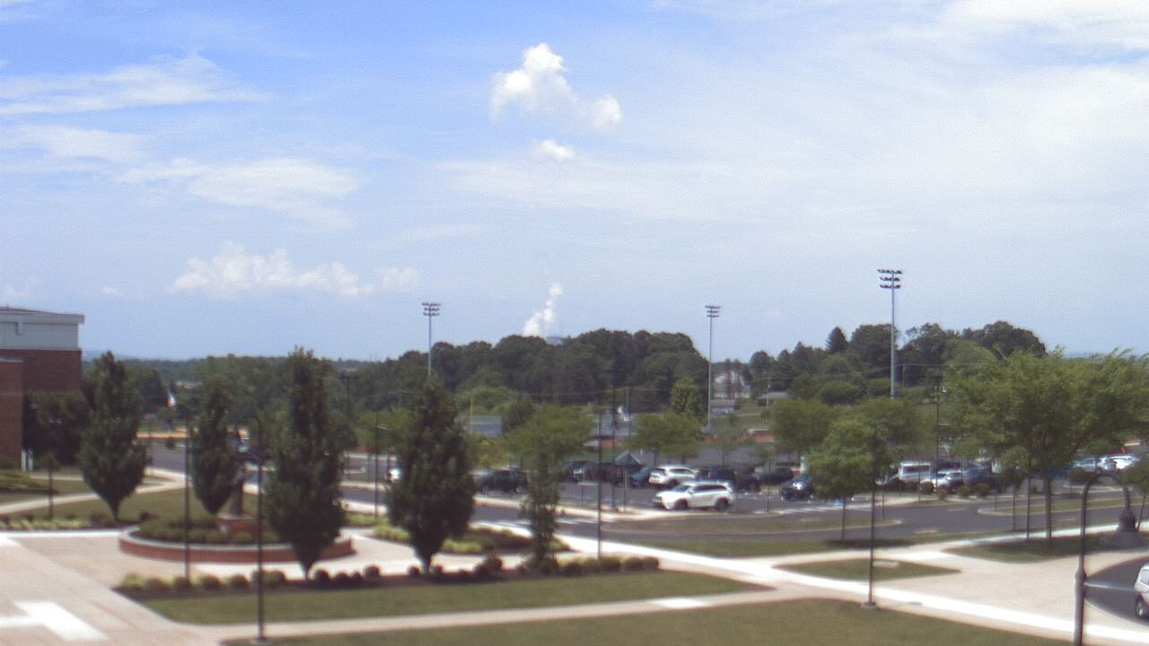 Live Camera from Pope John Paull II HS, Royersford, PA 19468