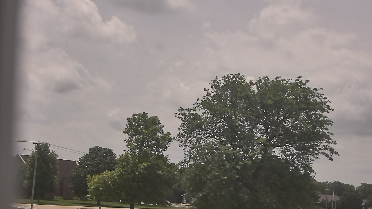 Live Camera from Sandwich Community HS, Sandwich, IL 60548