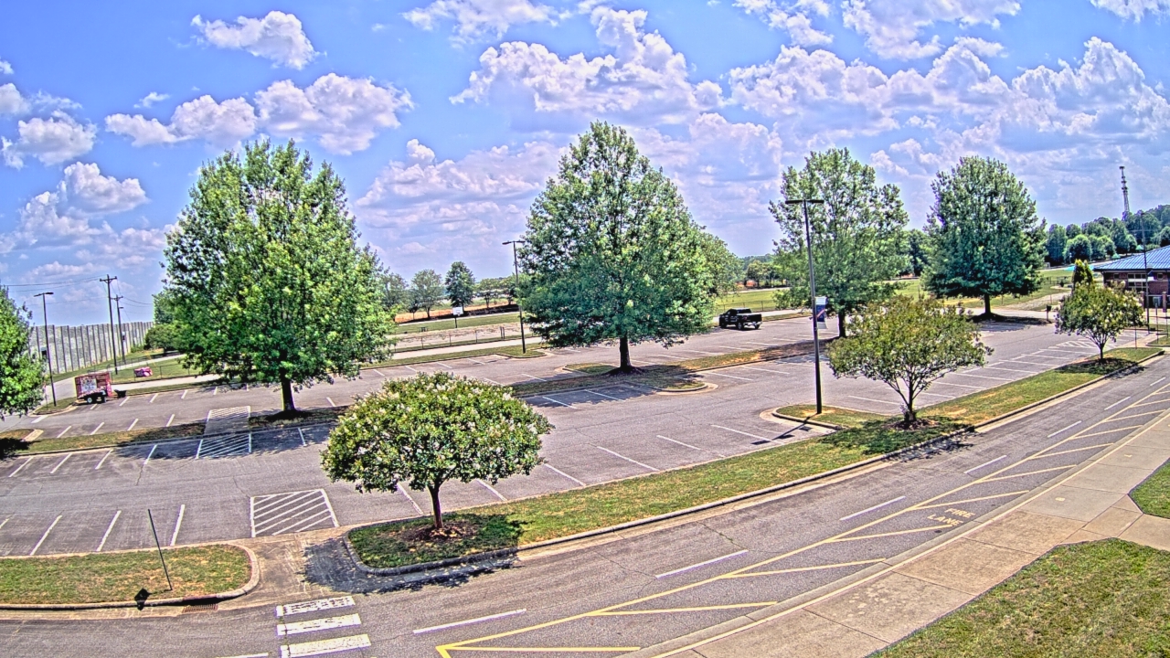 Live Camera from Cloverleaf ES, Statesville, NC 28625