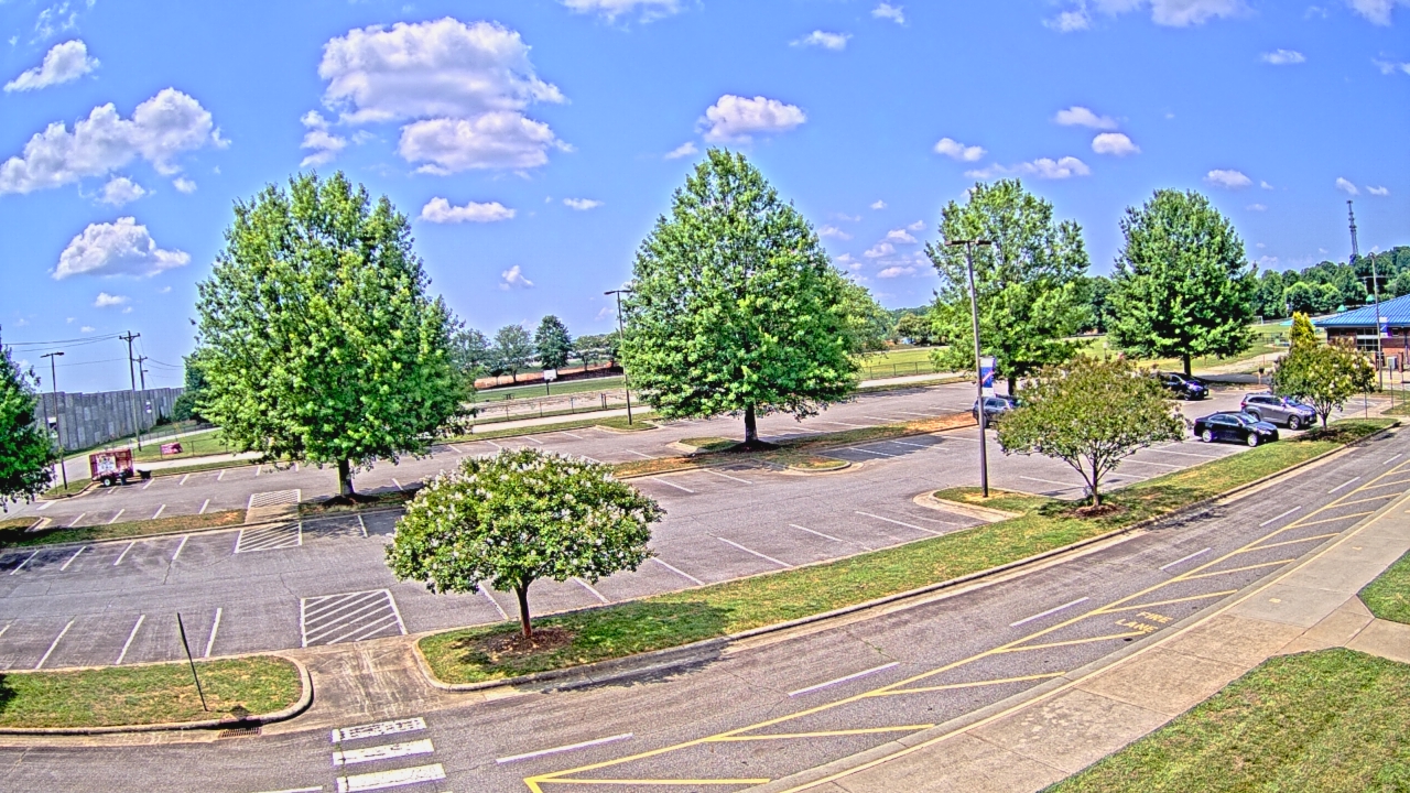 Live Camera from Cloverleaf ES, Statesville, NC 28625
