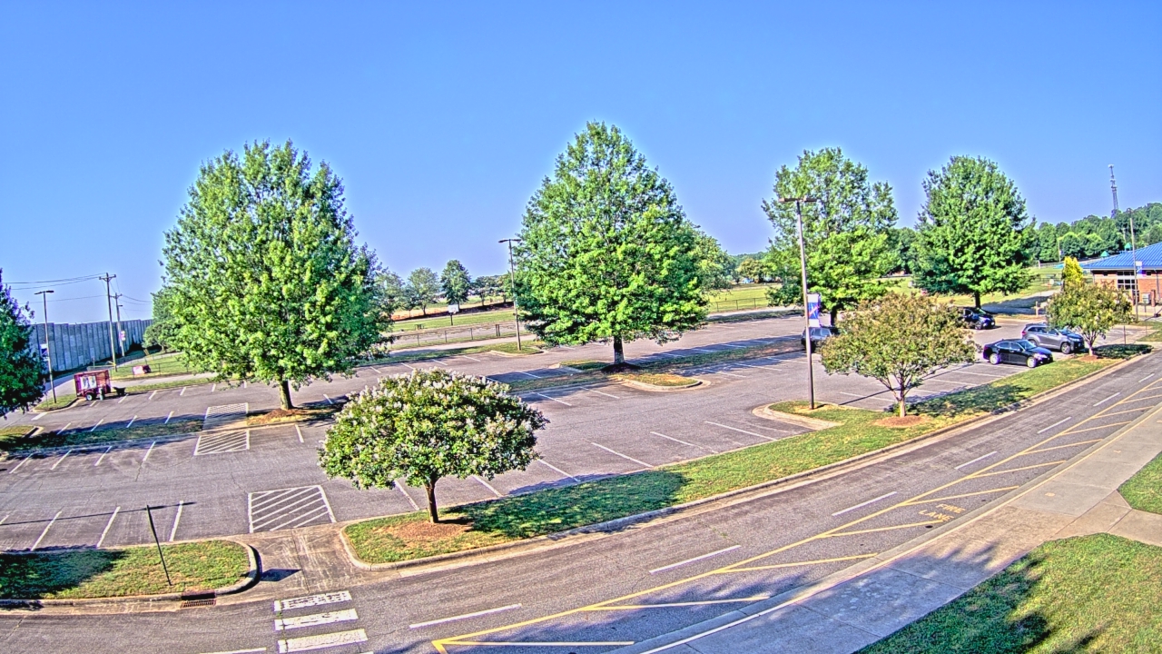 Live Camera from Cloverleaf ES, Statesville, NC 28625