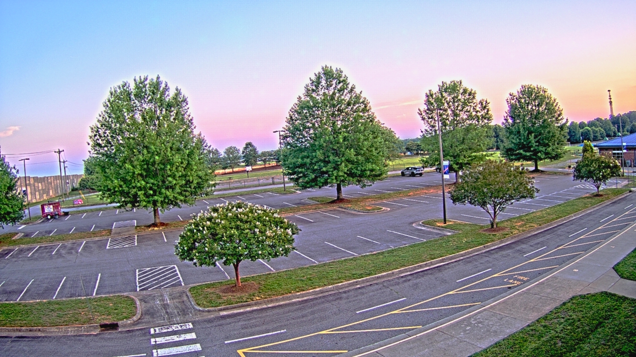Live Camera from Cloverleaf ES, Statesville, NC 28625