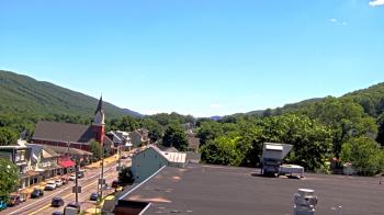 Live Camera from a random camera within the United States