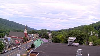 Live Camera from a random camera within the United States