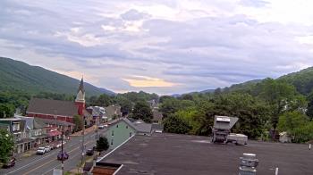 Live Camera from a random camera within the United States